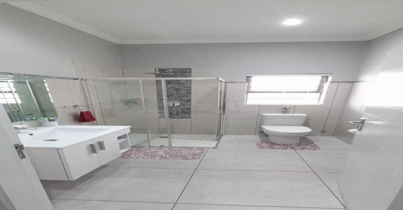 3 Bedroom Property for Sale in Admirals Park Western Cape